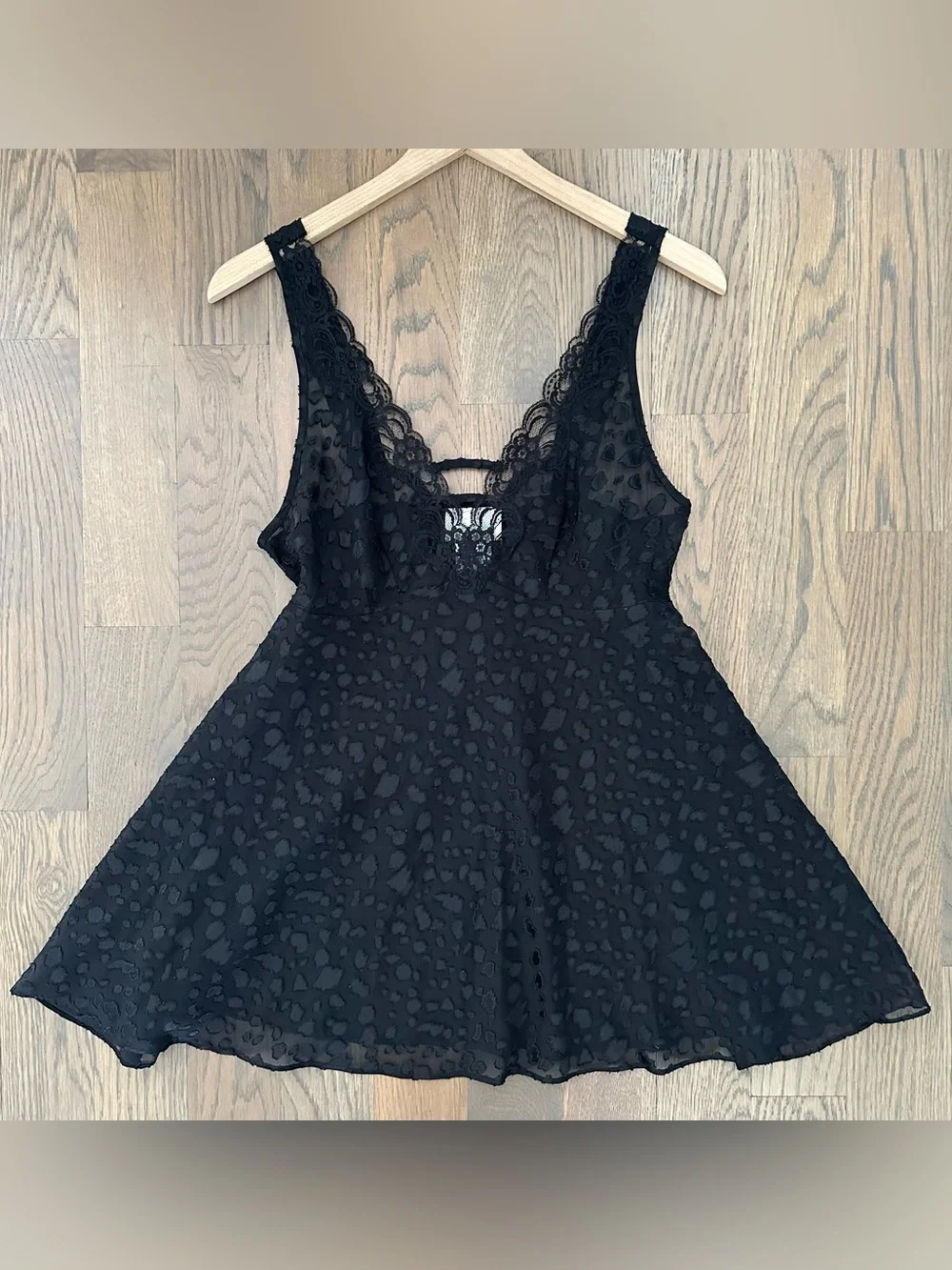 Vintage Sheer Leopard Flocked Lace Babydoll in Black Size Small